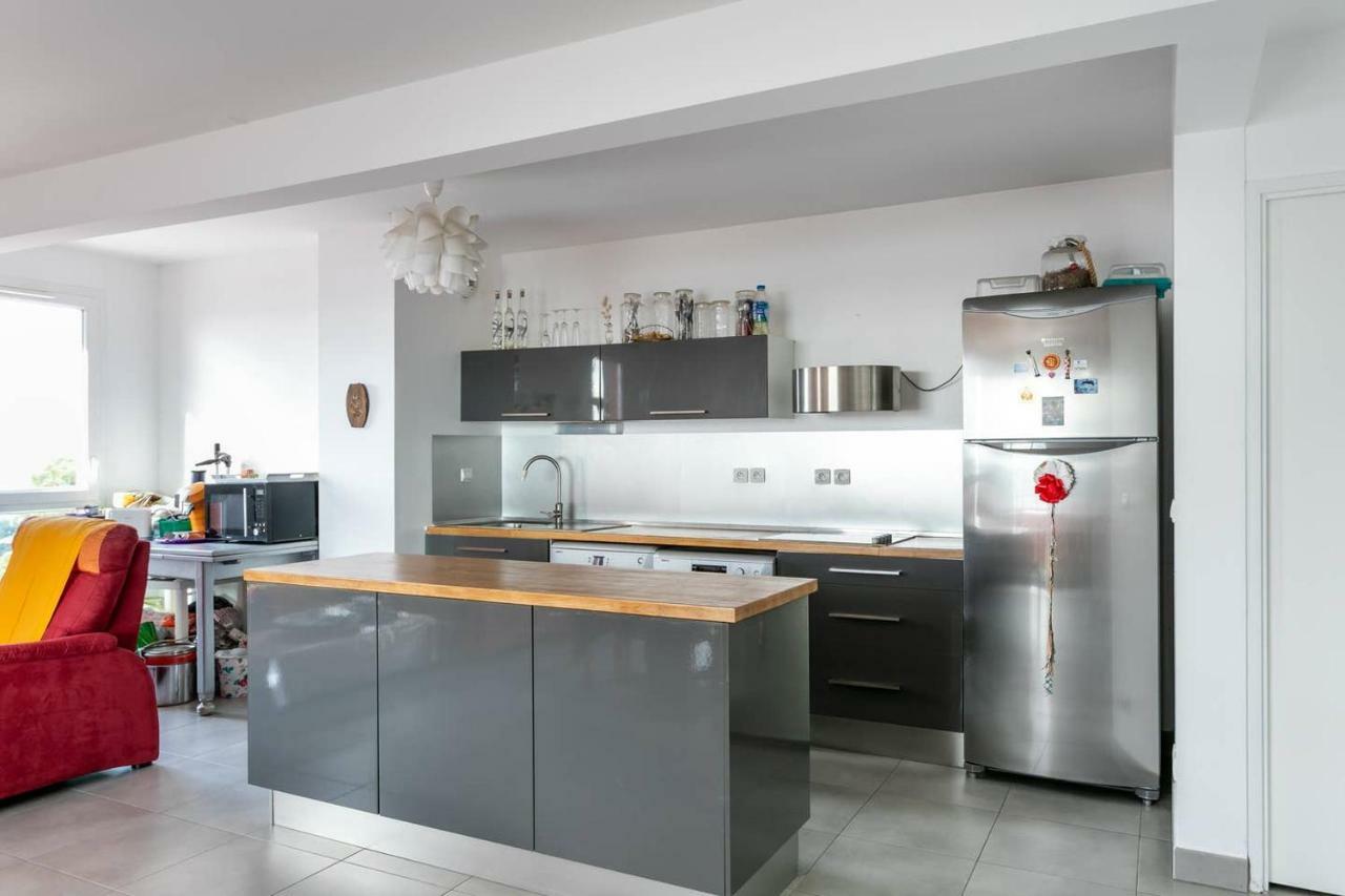 "Bien Vivre Ensemble" Aux Marches Du Soleil - Chambres Privees Chez L'Habitant Dans Appartement Partage 塞特港 外观 照片